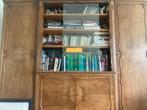 Vrolijke houten boekenkast, neoklassieke stijl, bloemenpatr, Ophalen, Zo goed als nieuw