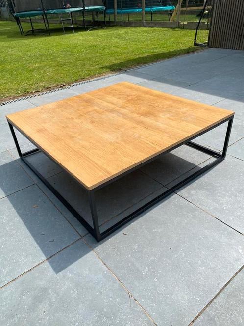 Moderne salontafel in hout en metaal, Huis en Inrichting, Tafels | Salontafels, Zo goed als nieuw, Metaal, Ophalen