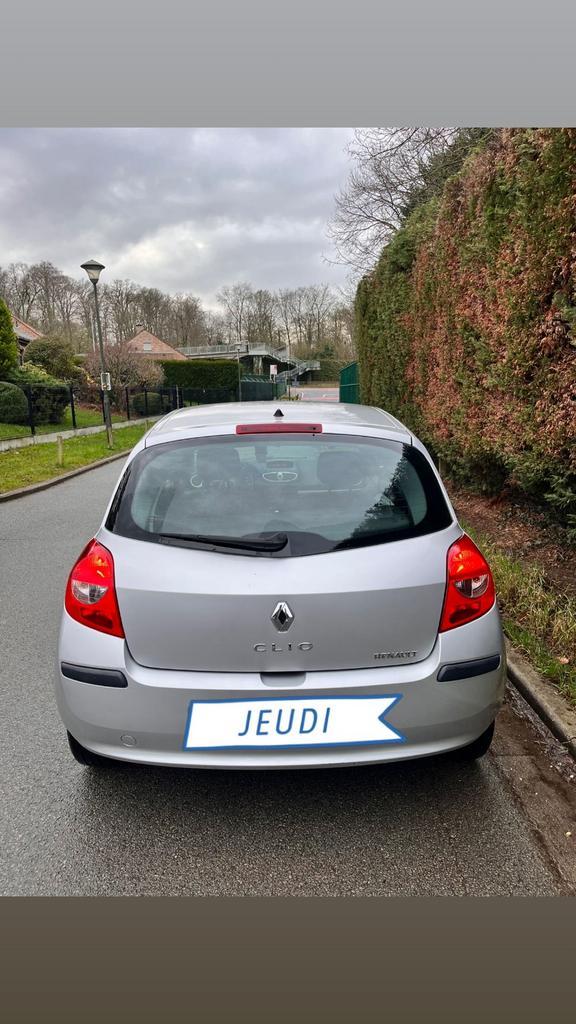 Renault Clio 3 – 1.4 Essence 98ch – 3 Portes, Autos, Renault, Particulier, Clio, Airbags, Air conditionné, Verrouillage central