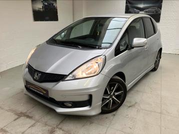 Honda Jazz 1.4 Si Vtec Sport Model ..!