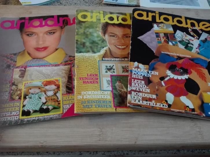 boeken  hobby handwerk ariadne breien kruissteek interieur., Hobby en Vrije tijd, Overige Hobby en Vrije tijd, Zo goed als nieuw