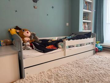 Kinderbed beschikbaar voor biedingen