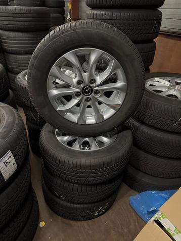 Originele winterset Mazda Cx3 beschikbaar voor biedingen
