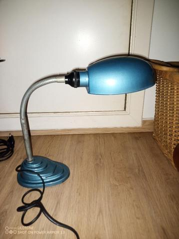 Zeer mooie antieke werkplaatslamp  beschikbaar voor biedingen