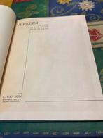 Verkeer te land, op het water en in de lucht - plaatsjesalbu, Boeken, Ophalen of Verzenden, Gelezen, Plaatjesalbum