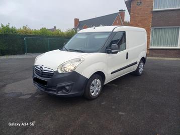 cargo léger euro 5b déjà inspecté à vendre Opel Combo disponible aux enchères