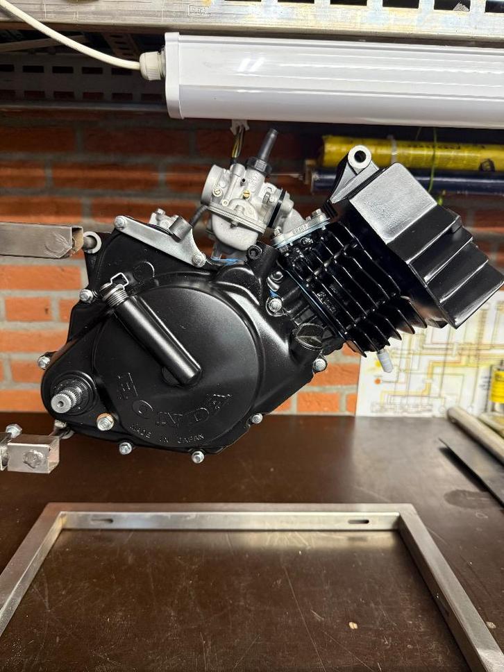 Honda AC01 50cc nieuw blok MB/MT, Vélos & Vélomoteurs, Cyclomoteurs | Honda, Neuf, MB, Enlèvement ou Envoi