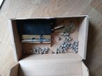 2x cilindersloten, Ophalen, Zo goed als nieuw, Slot