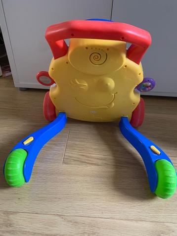 Babywalker met licht en activiteiten beschikbaar voor biedingen