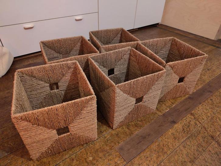 5 Manden Knipsa voor KALLAX kast Ikea, Huis en Inrichting, Woonaccessoires | Schalen en Manden, Zo goed als nieuw, Mand, Vierkant