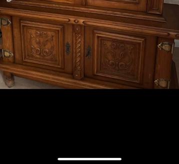 A DONNER - Buffet - uniquement meuble du bas, Enlèvement, Comme neuf