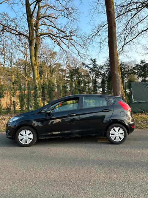 Ford fiesta 1.6 diesel, Auto's, Ford, Particulier, Fiësta, Diesel, Euro 5, Handgeschakeld, Zwart, Ophalen of Verzenden