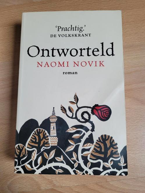 Naomi Novik - Ontworteld, Boeken, Romans, Zo goed als nieuw, Ophalen of Verzenden