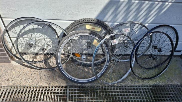 26" Fietswielen achterwielen + voorwiel gewoon + naafdynamo, Fietsen en Brommers, Fietsonderdelen, Gebruikt, Wiel, Ophalen