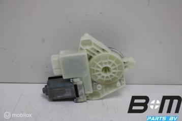 Raammotor rechts achter VW Passat B8 5Q4959812H beschikbaar voor biedingen
