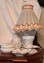 Antieke set met lamp en potjes, Ophalen