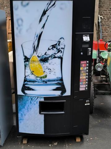 Distributeur automatique vendo vdi 680/10 beschikbaar voor biedingen