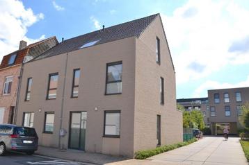 Huis te koop in Kortrijk, 4 slpks, Immo, 145 kWh/m²/jaar, 145 m², Vrijstaande woning, 4 kamers