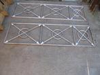 2 witte metalen balustrades, pijlmodel., Tuin en Terras, Ophalen, Minder dan 100 cm, Nieuw, 150 tot 200 cm