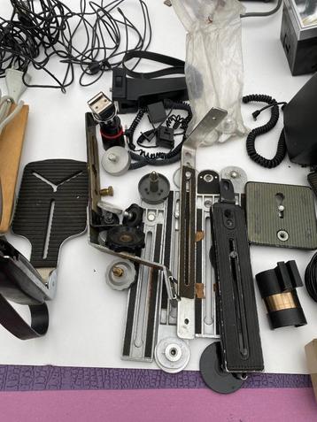 4e lot: strips, schroeven, synchronisatiekabels,  beschikbaar voor biedingen