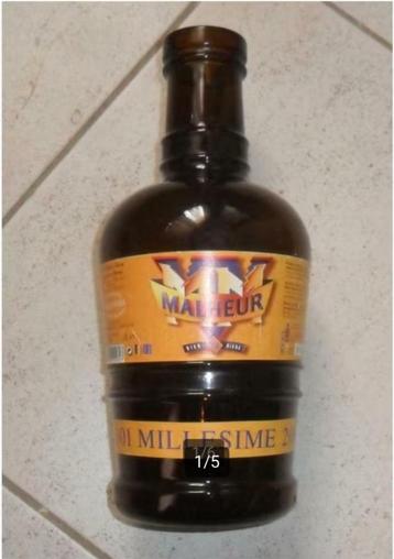 Collector item Malheur 2001 Millesime lege bierfles beschikbaar voor biedingen