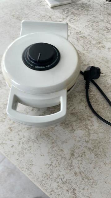 Wafelijzer hartvorm beschikbaar voor biedingen