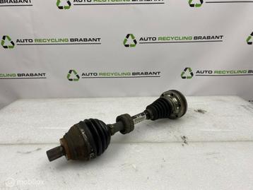 Aandrijfas linksvoor Volkswagen Audi Seat  5Q0407271BM beschikbaar voor biedingen