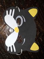 Carnavalmasker voor jong en oud, Ophalen