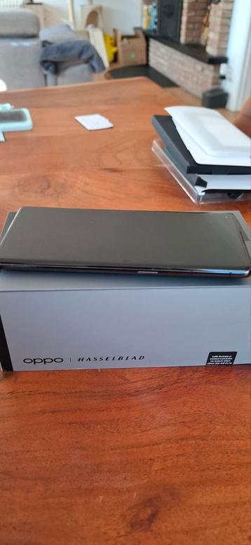 OPPO Find X+ 2 hoesjes + glasbeschermerset beschikbaar voor biedingen