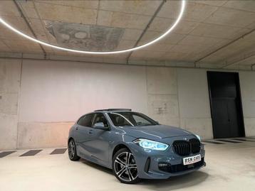 BMW 118i/MPACKET/PANO/CAMERA/CARPLAY/LANE/GARANTIE beschikbaar voor biedingen