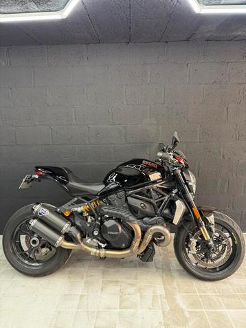 Ducati Monster 1200R beschikbaar voor biedingen