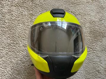 Motorhelm beschikbaar voor biedingen