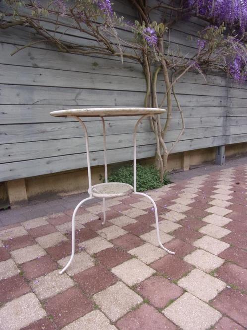 Metalen Tuin/terrastafeltje, Tuin en Terras, Tuintafels, Gebruikt, Rond, Metaal, Ophalen