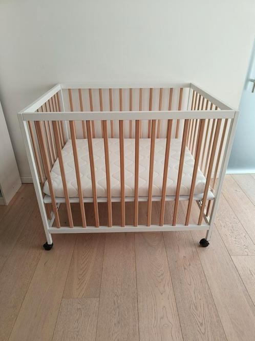 Park op wieltjes van Petite Amelie inclusief matras, Kinderen en Baby's, Babyparken, Zo goed als nieuw, Rechthoekig, In hoogte verstelbaar