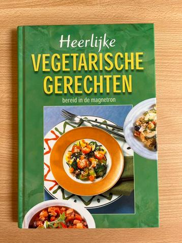 Heerlijke vegetarische gerechten bereid in de magnetron beschikbaar voor biedingen