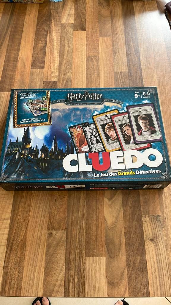 Jeu de société - CLUEDO HARRY POTTER, Hobby & Loisirs créatifs, Jeux de société | Jeux de plateau, Comme neuf, 1 ou 2 joueurs