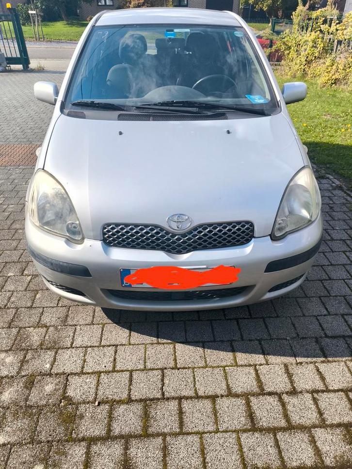 Toyota Yaris automaat, Auto's, Toyota, Particulier, Yaris, Benzine, Automaat, Rood, Ophalen