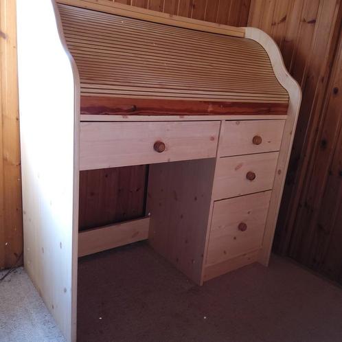 Bureau. Veel opbergvakken. Breedte 105 cm, Huis en Inrichting, Bureaus, Bureau, Ophalen