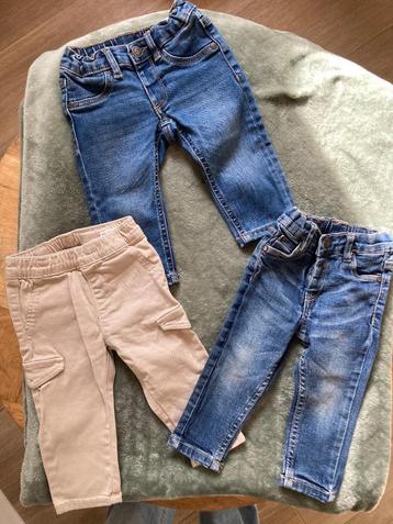 3 broeken maat 74 beschikbaar voor biedingen