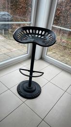 Chaise de bar Maison du Monde disponible en 4 pièces. Métal, Maison & Meubles, Avec repose-pieds, 4 tabourets, Enlèvement, Utilisé