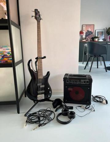 Basgitaar Cort Action + Versterker, toebehoren - Starterset! beschikbaar voor biedingen