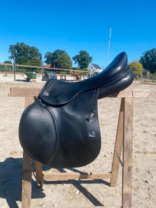 Prestige Springzadel, Dieren en Toebehoren, Paarden en Pony's | Zadels, Gebruikt, Springen, Ophalen