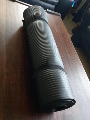 (3) Tapis de gym, yoga , Fitness neufs, 10mm beschikbaar voor biedingen