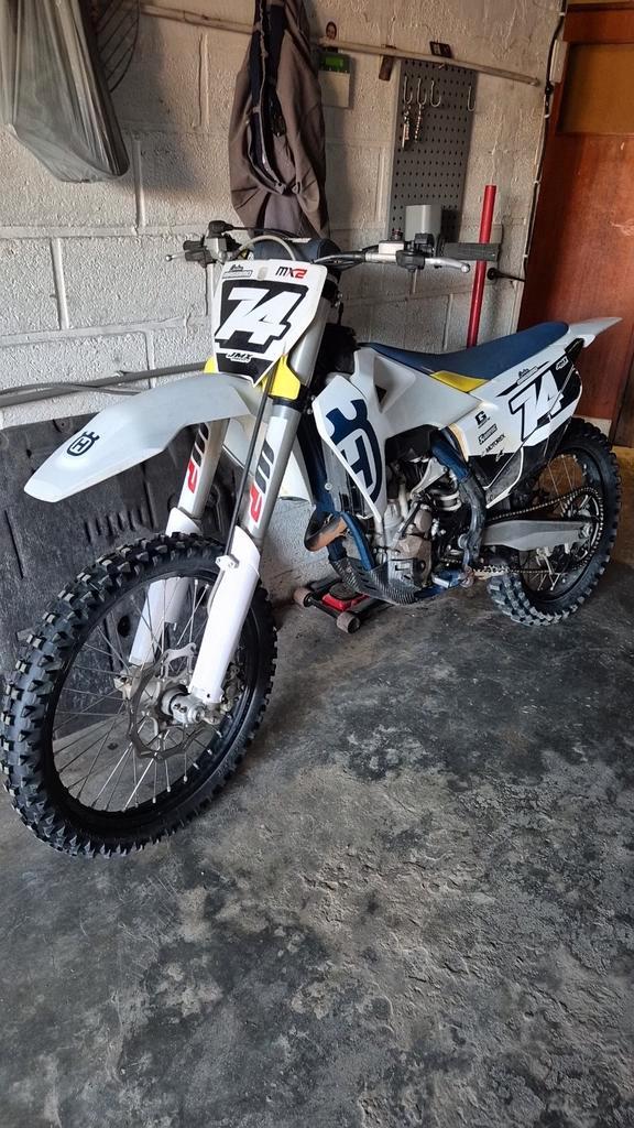 Husqvarna 250 fc 2021, Maison & Meubles, Chambre à coucher | Lits