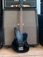 Basse Jaguar modifiée Squier Vintage, micros Fender, Musique & Instruments, Instruments à corde | Guitares | Basses, Enlèvement
