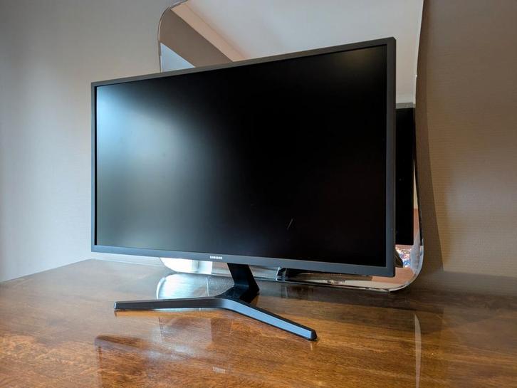 Samsung 32" 4K scherm U32J592UQU, Computers en Software, Monitoren, Gebruikt, LED, HD, Ophalen