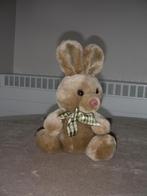 Knuffel zittend bruin konijn, H=25 cm (nieuw), Kinderen en Baby's, Ophalen of Verzenden, Nieuw, Konijn