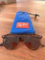 Lunettes de soleil- Ray-Ban- Junior-Comme neuf- €35, Kinderen en Baby's, Kindermode-accessoires, Ophalen, Zo goed als nieuw