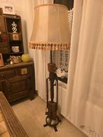 Lampe sur pied de caractère, Antiquités & Art, Curiosités & Brocante, Enlèvement