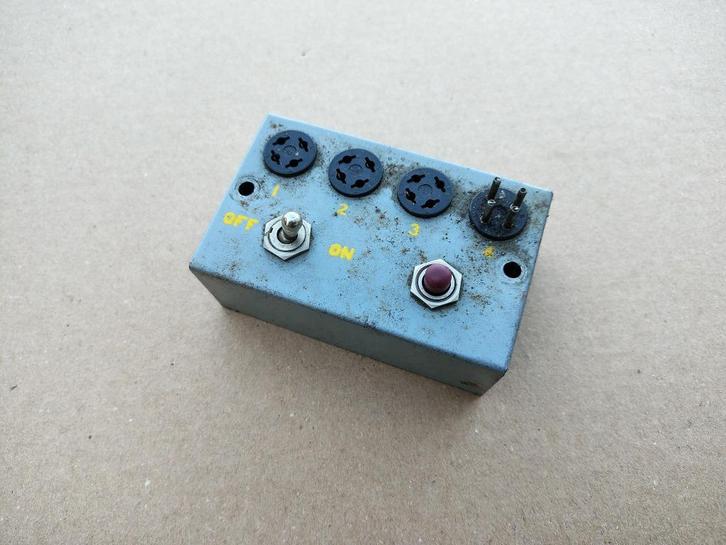 Junction Box AMi F120 (1955) jukebox, Verzamelen, Automaten | Jukeboxen, Ami, Verzenden